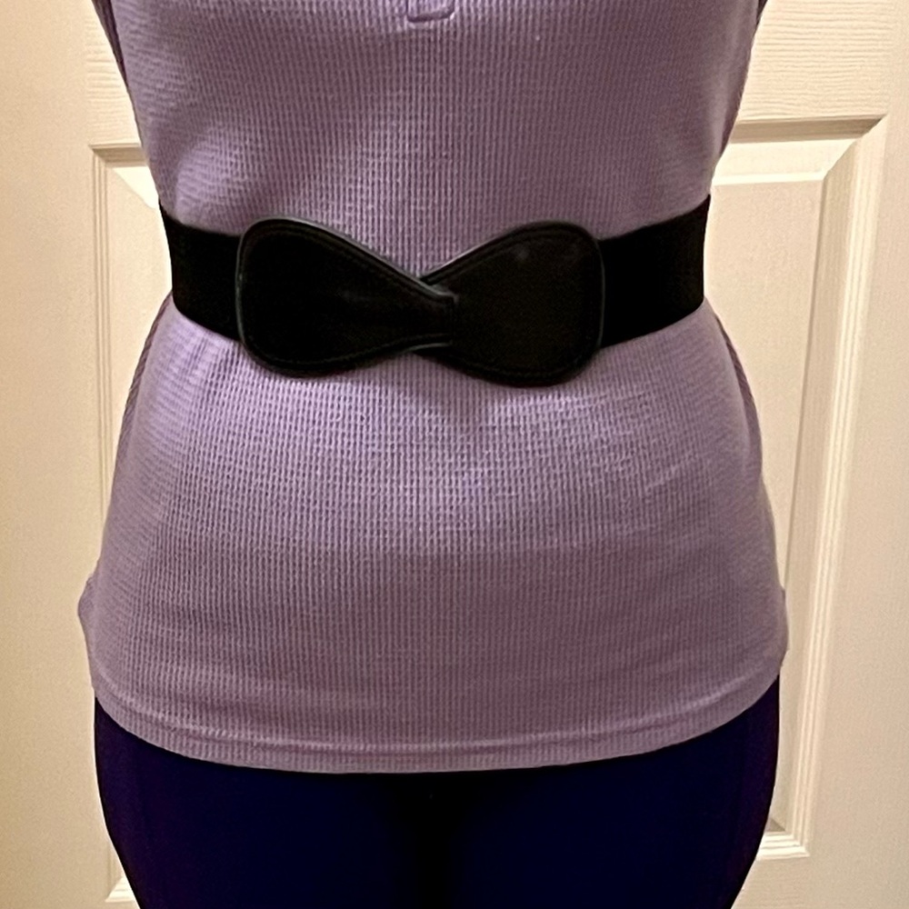 Black faux leather and elastic belt